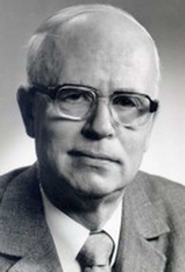 Hans-Ullrich Sandig (1909--1979), director of Lohr